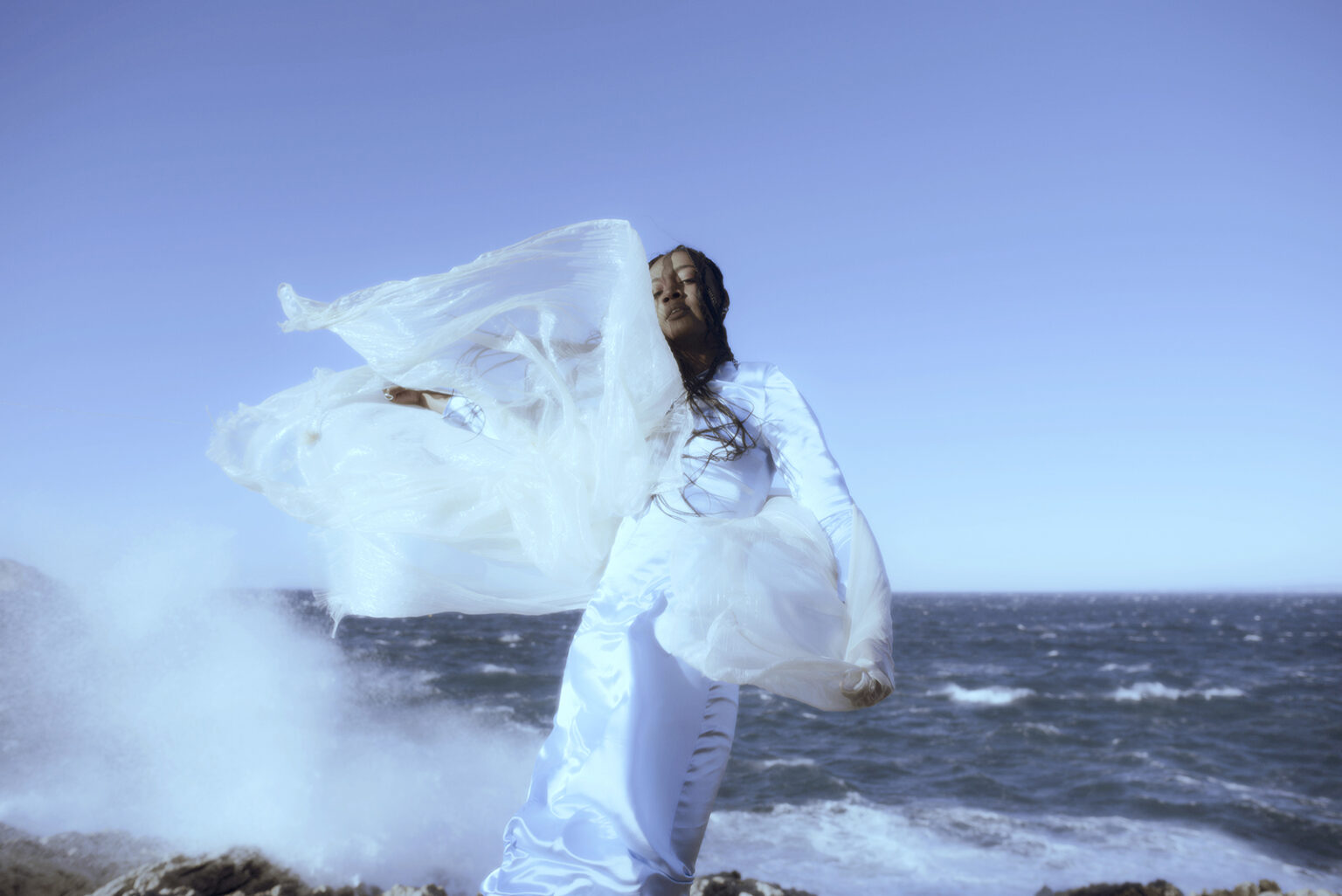 CELIA KAMENI © Anne Laure Etienne WEB PAYSAGE 2 1536x1026